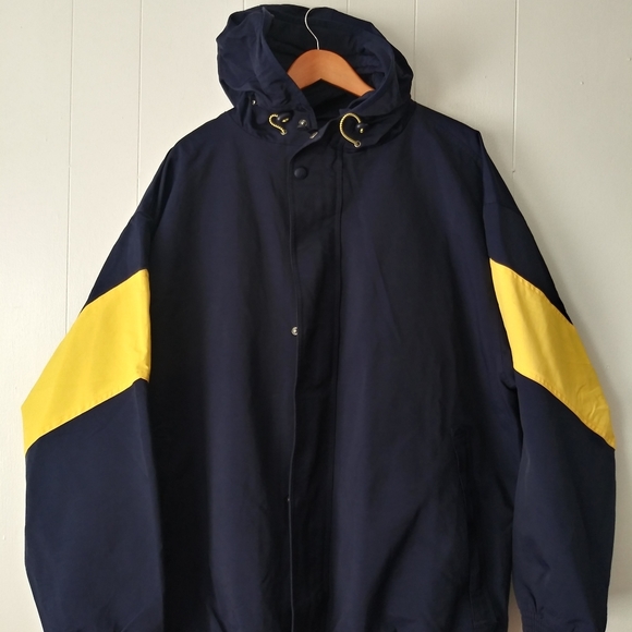 Outer banks crew jacket - Picture 1 of 3